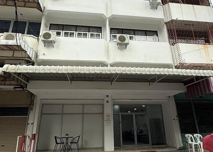 Guest house Sukhumvit 48 Separated Quiet And Comfortable With Fast Internet And Smart Tv Bangkok
