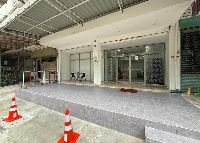 Sukhumvit 48 Separated Quiet And Comfortable With Fast Internet And Smart Tv Guest house Bangkok