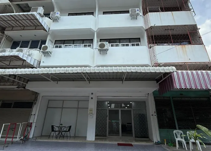 Sukhumvit 48 Separated Quiet And Comfortable With Fast Internet And Smart Tv