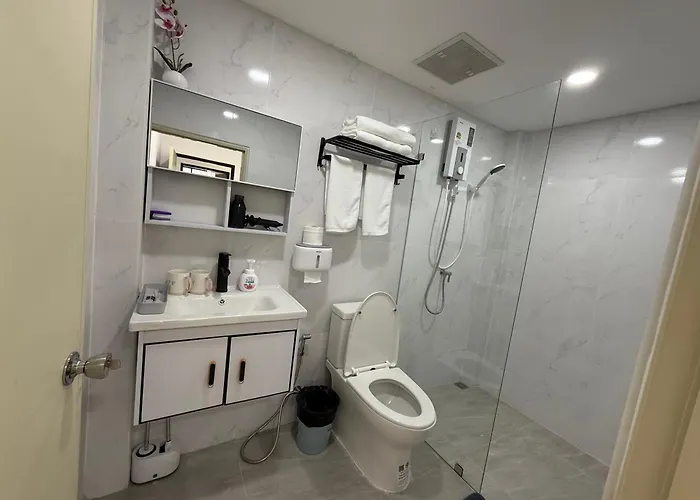 Guest house Sukhumvit 48 Separated Quiet And Comfortable With Fast Internet And Smart Tv Bangkok