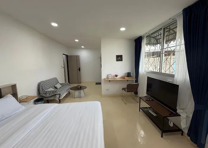 Guest house Sukhumvit 48 Separated Quiet And Comfortable With Fast Internet And Smart Tv 3*