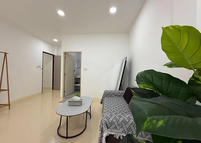 Sukhumvit 48 Separated Quiet And Comfortable With Fast Internet And Smart Tv 3*
