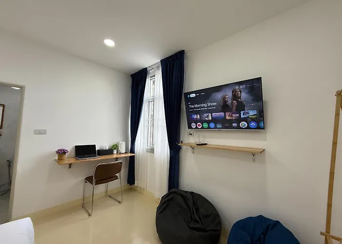 Sukhumvit 48 Separated Quiet And Comfortable With Fast Internet And Smart Tv Guest house