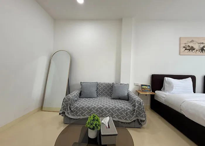 Guest house Sukhumvit 48 Separated Quiet And Comfortable With Fast Internet And Smart Tv 3*