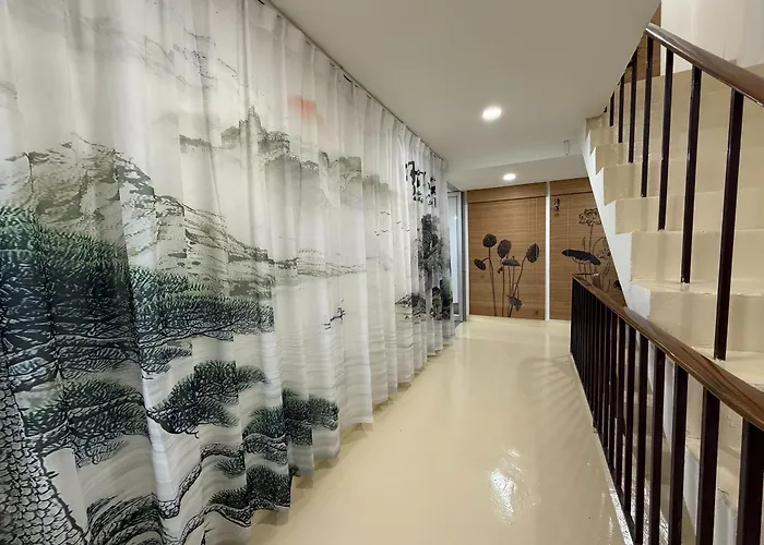 Sukhumvit 48 Separated Quiet And Comfortable With Fast Internet And Smart Tv Guest house 3*