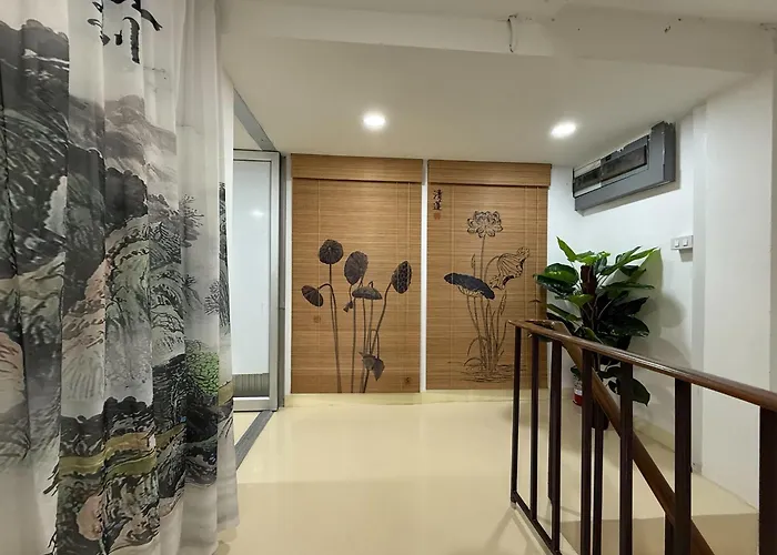 Sukhumvit 48 Separated Quiet And Comfortable With Fast Internet And Smart Tv Guest house 3*