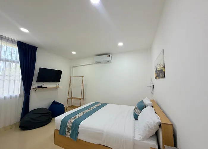 Guest house Sukhumvit 48 Separated Quiet And Comfortable With Fast Internet And Smart Tv 3*