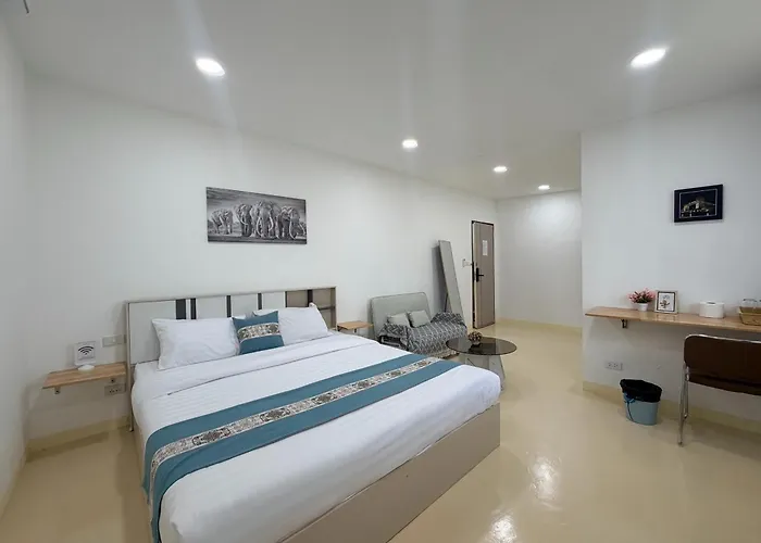 Sukhumvit 48 Separated Quiet And Comfortable With Fast Internet And Smart Tv Guest house