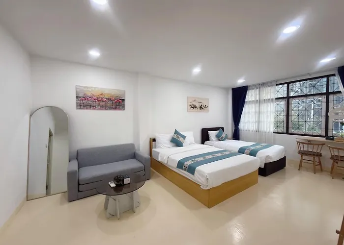 Guest house Sukhumvit 48 Separated Quiet And Comfortable With Fast Internet And Smart Tv 3*